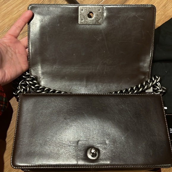 Hardly used Chanel Paris-Edinburgh Celtic Goat Fur Medium Boy Bag - Picture 12 of 17